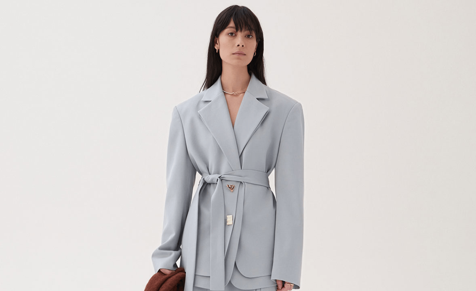 9 TO 5 STYLE WE'RE LOVING NOW - Showroom