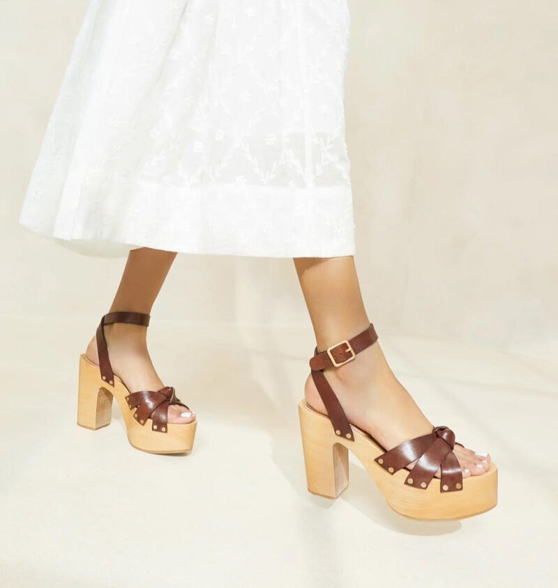 loeffler randall abbie knotted clog sandal
