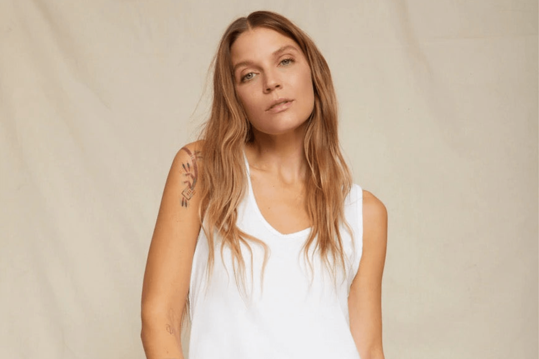 THE 7 BEST WHITE TANK TOPS FOR SUMMER - Showroom