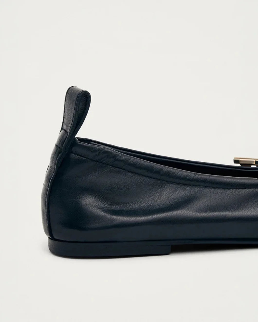 ALOHA Rosalind black leather ballet flats back detail