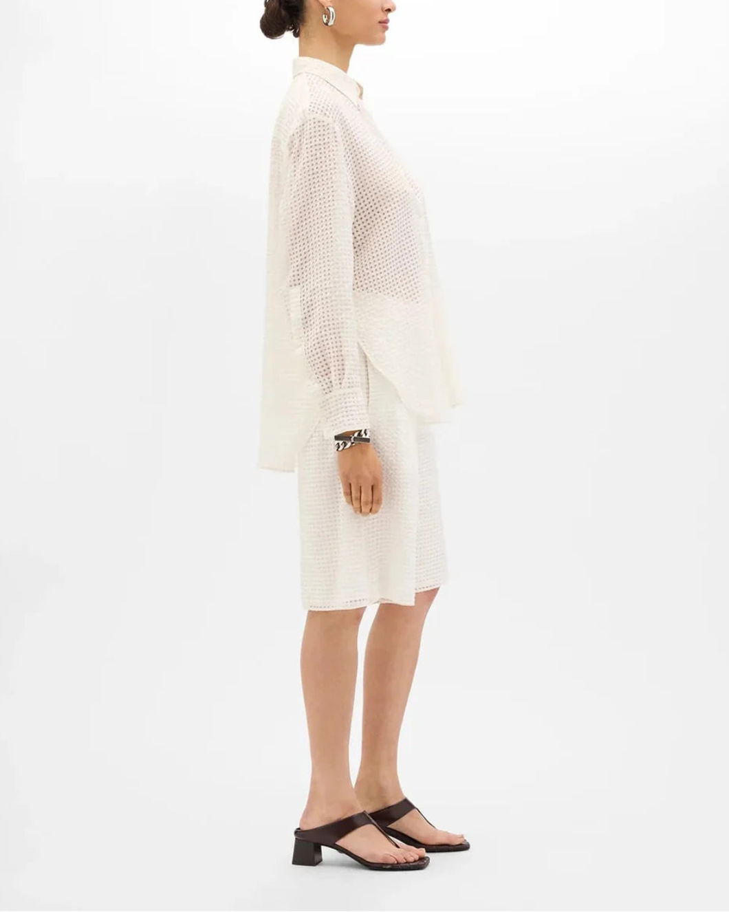 ANOTHER TOMORROW Gingham Blouse off white on figure side