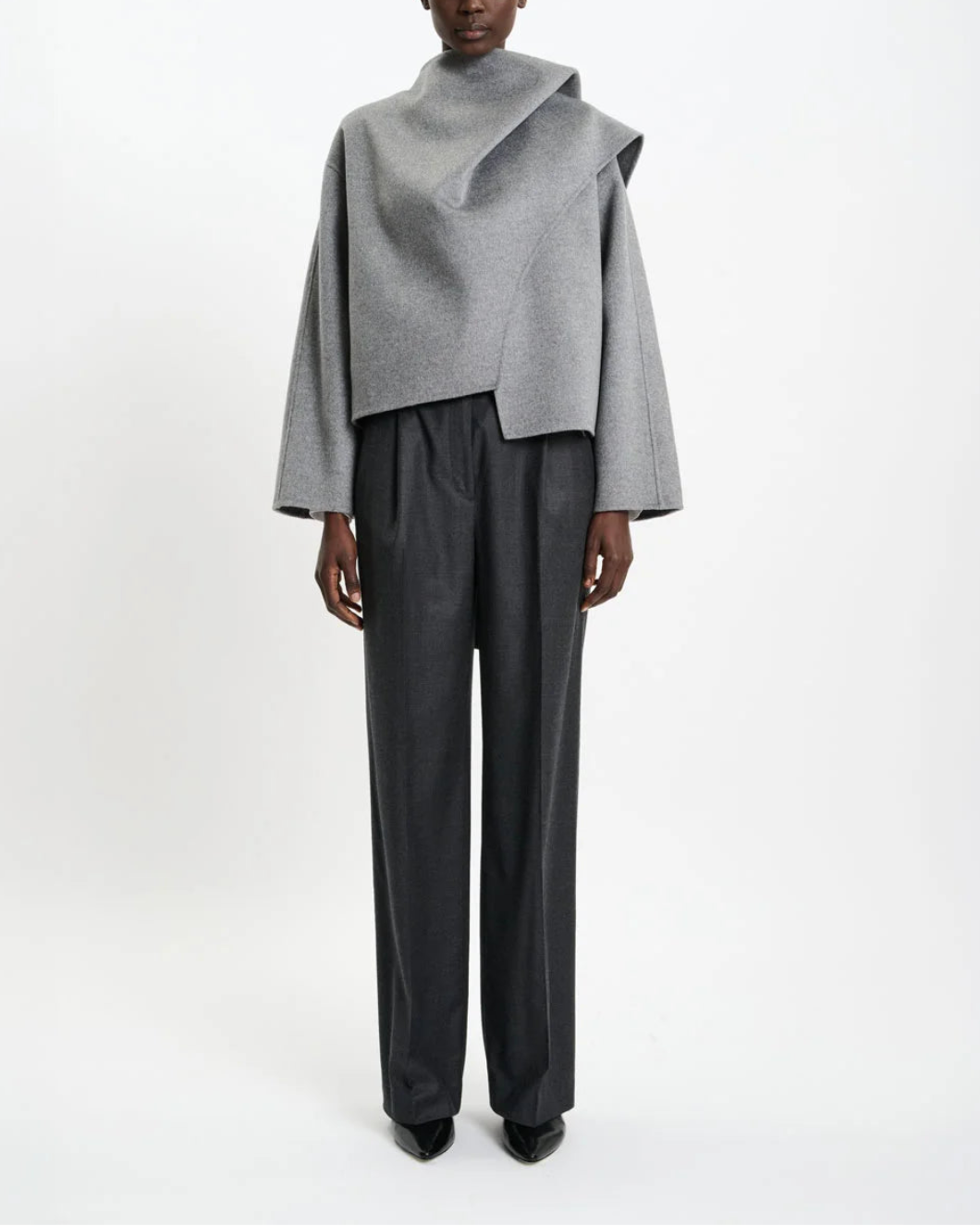 ARCH 4 Halehurst coat on figure front