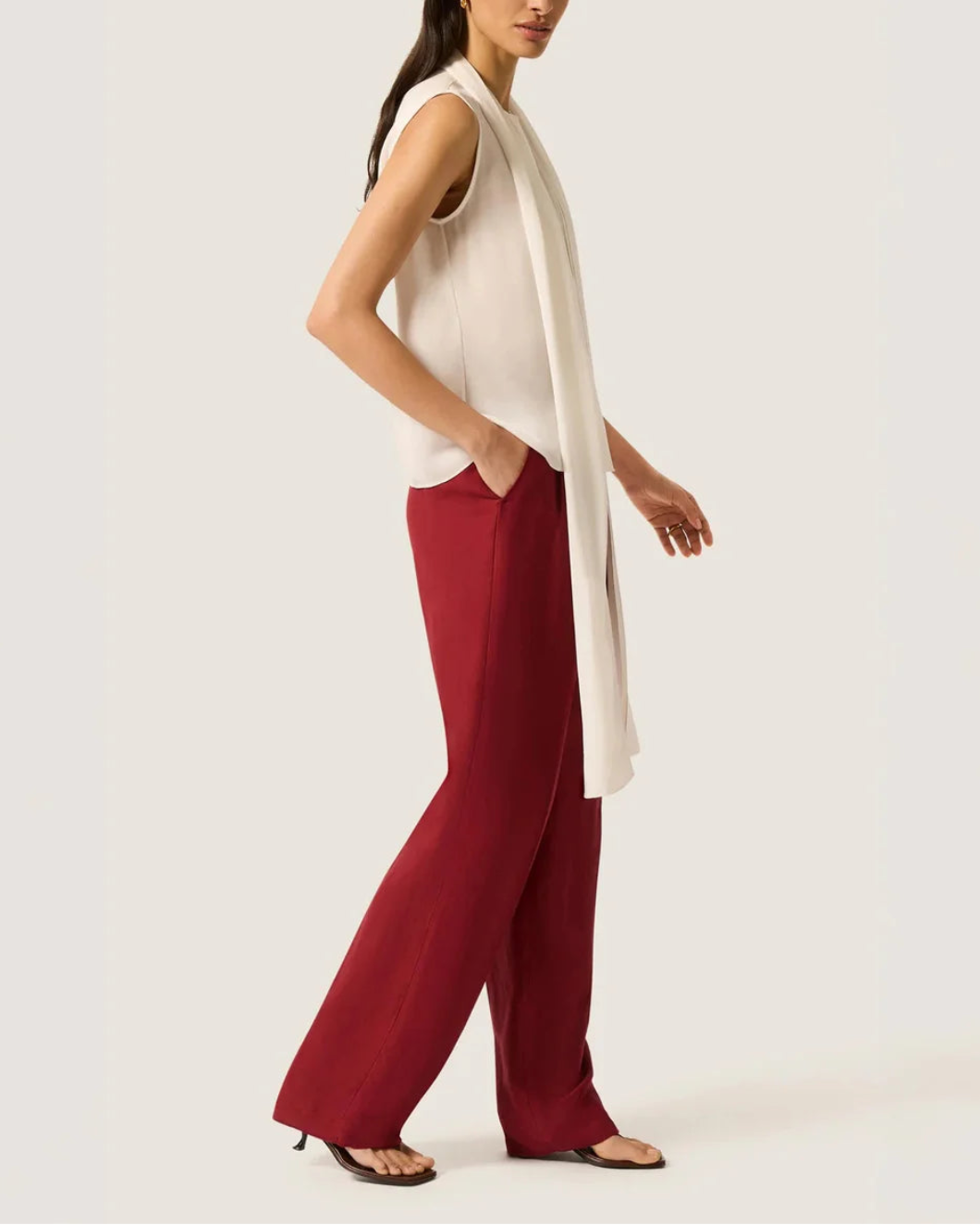 ARGENT Sleeveless Bow Blouse in Silk Double Georgette ivory on figure side