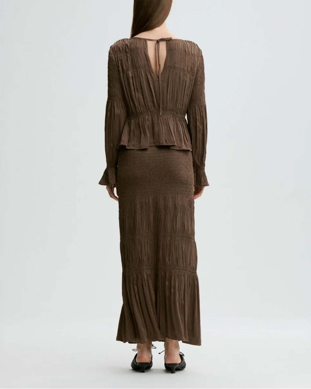 BY MALENE BIRGER ovas blouse chocolate chip on figure back