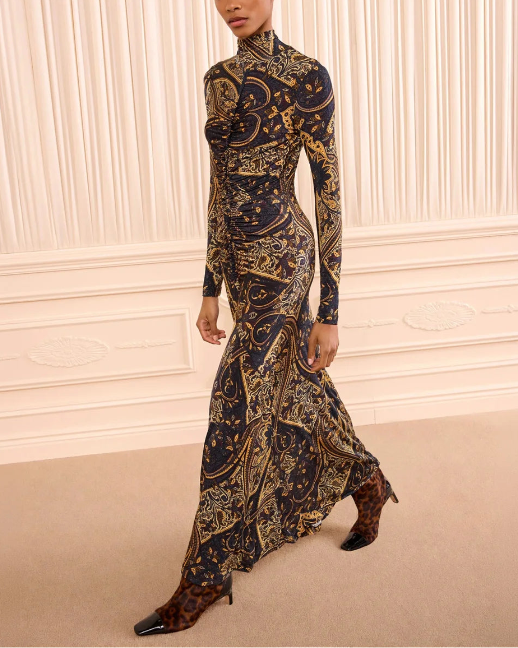 CARA CARA Ida Jersey Dress Twilight Paisley on figure side