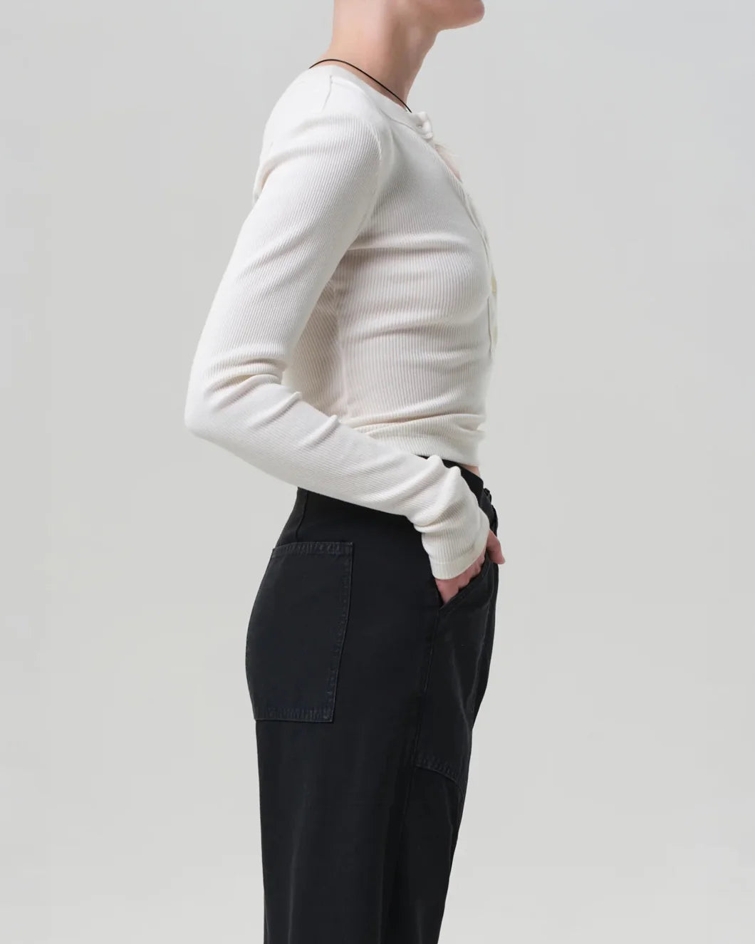 CITIZEN OF HUMANITY Varra Henley
In Pashmina on figure side