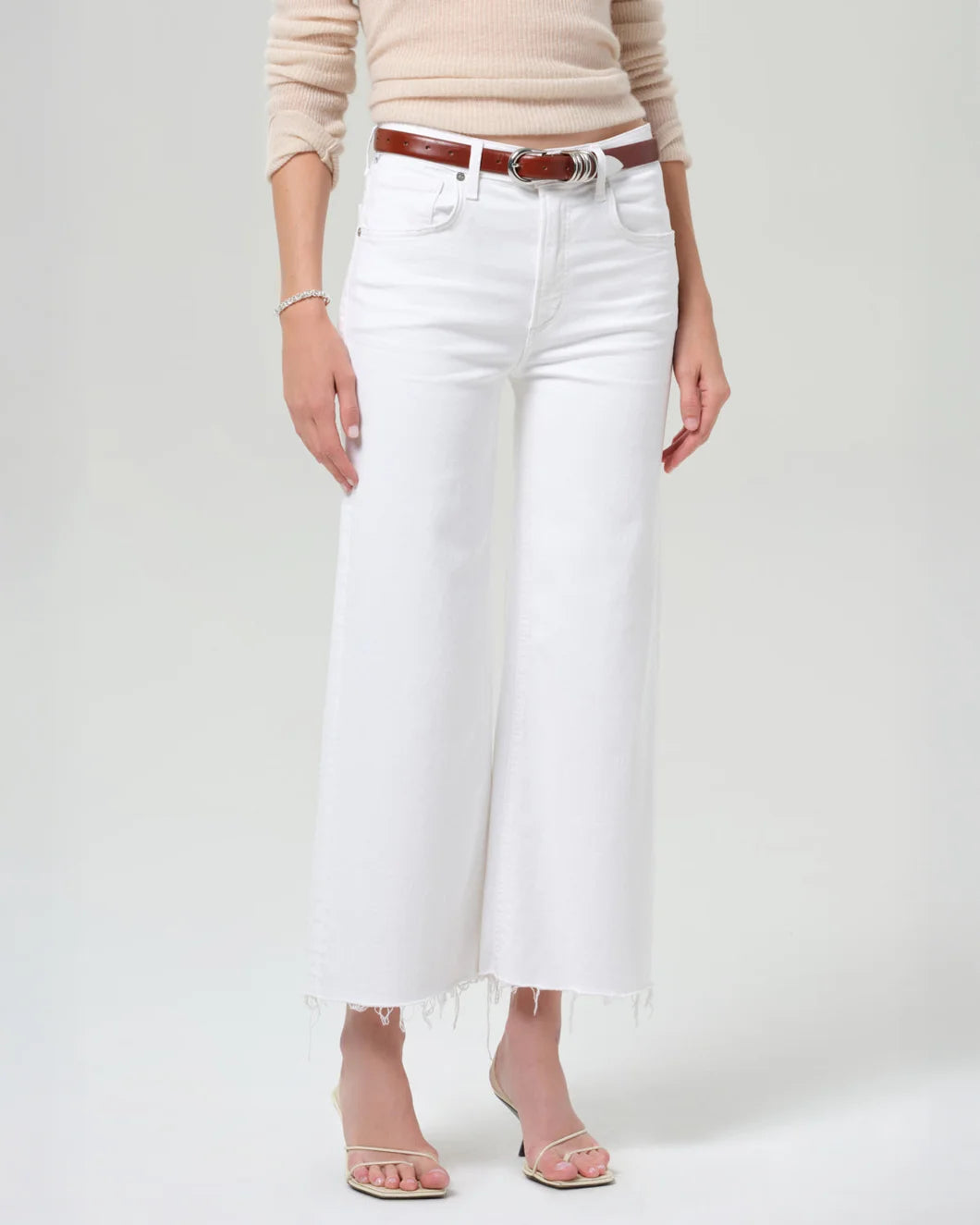 CITIZENS OF HUMANITY lyra wide leg crop soft white on figure front