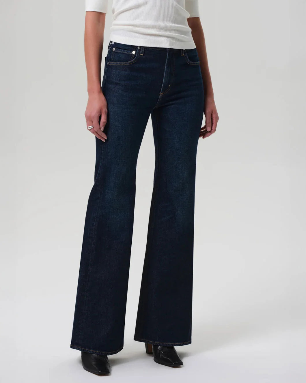 citizens of humanity kimberly 70s flare madison on figure front 1