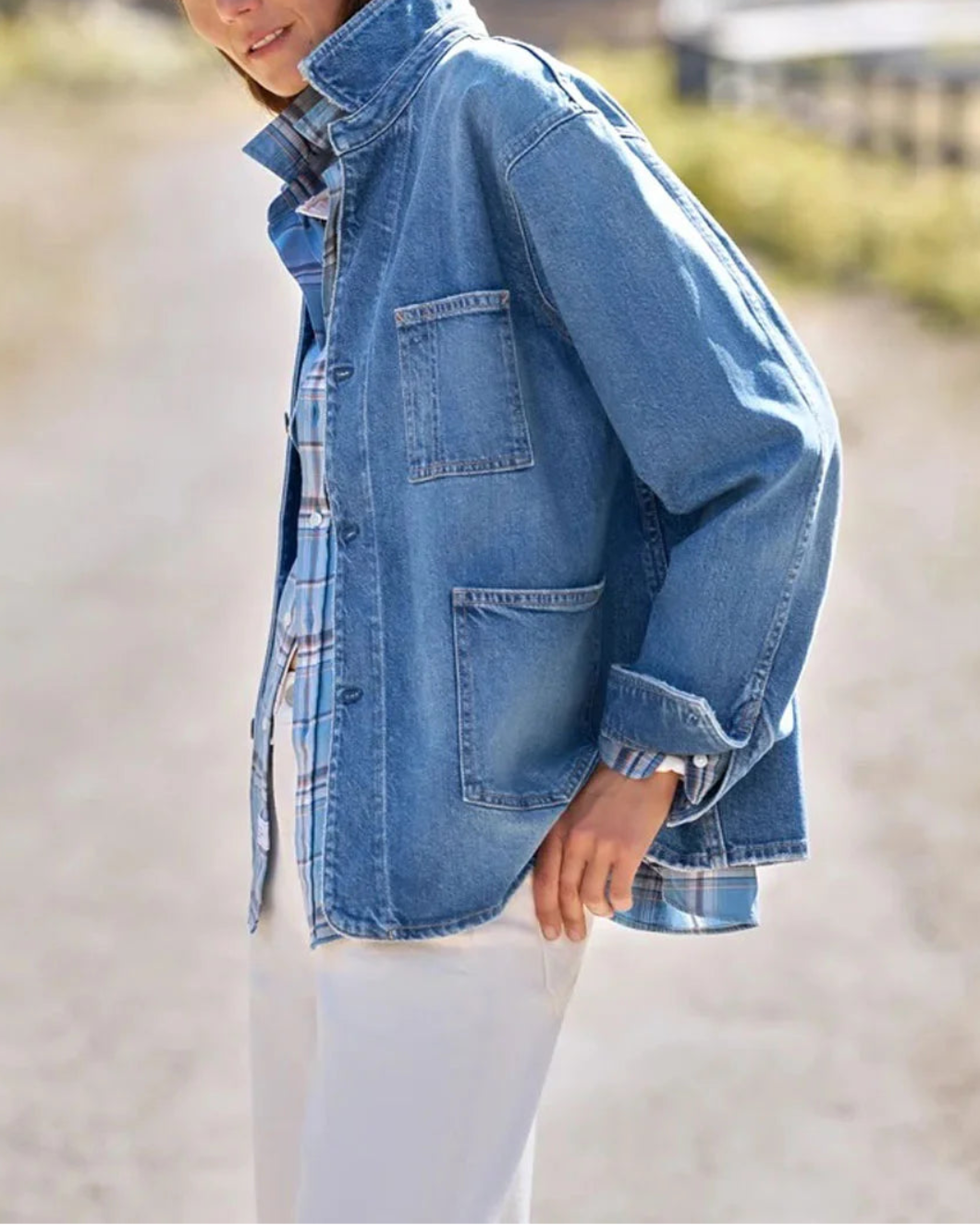 FRANK AND EILEEN Bantry Denim Jacket 1978 wash on figure side
