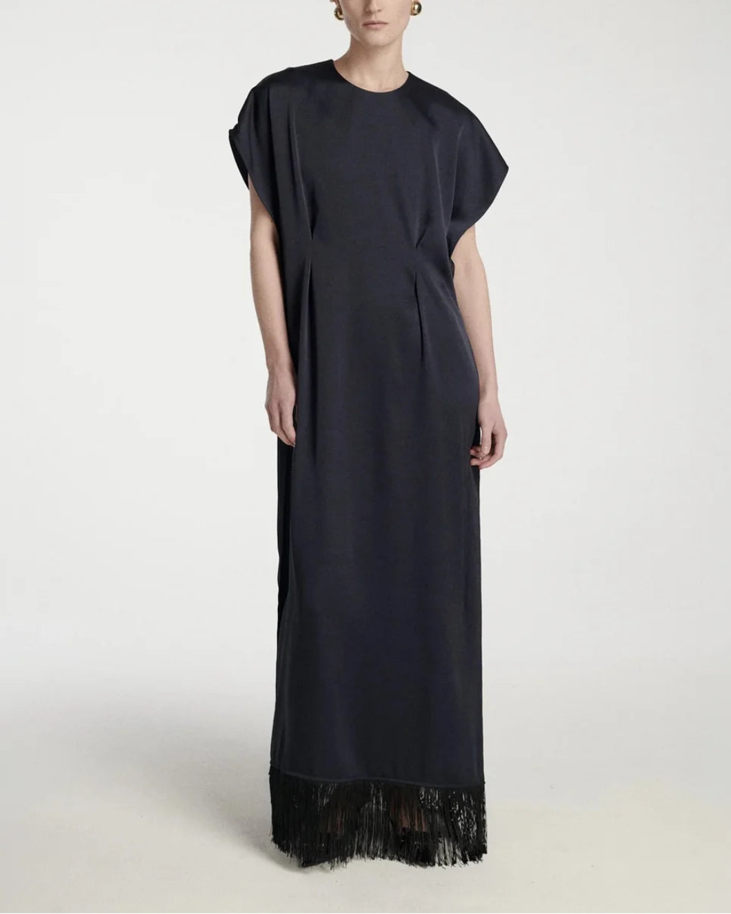 FRENKEN Reposition scarf dress - Navy on figure front