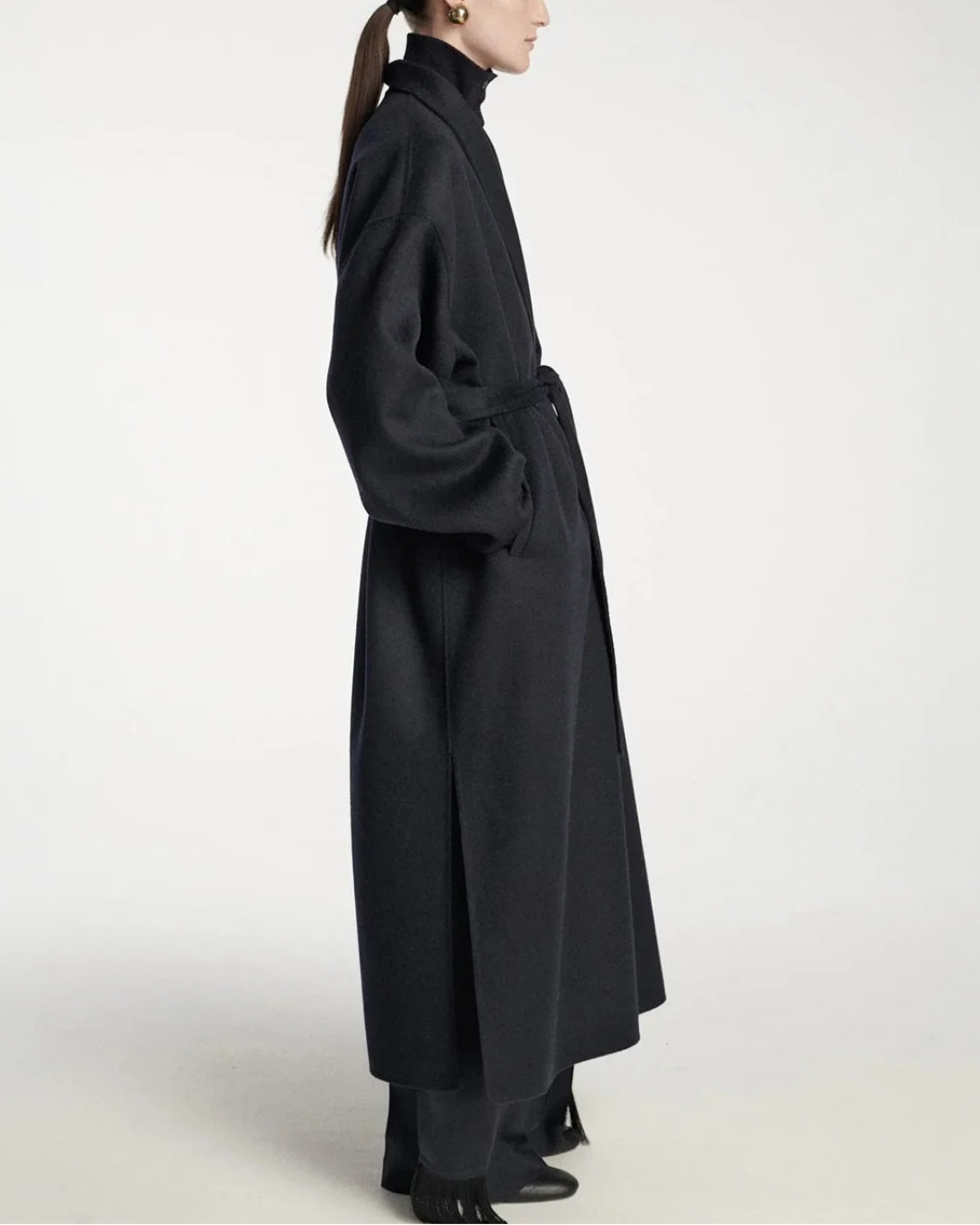 FRENKEN Trouble double face wool coat - Navy on figure side