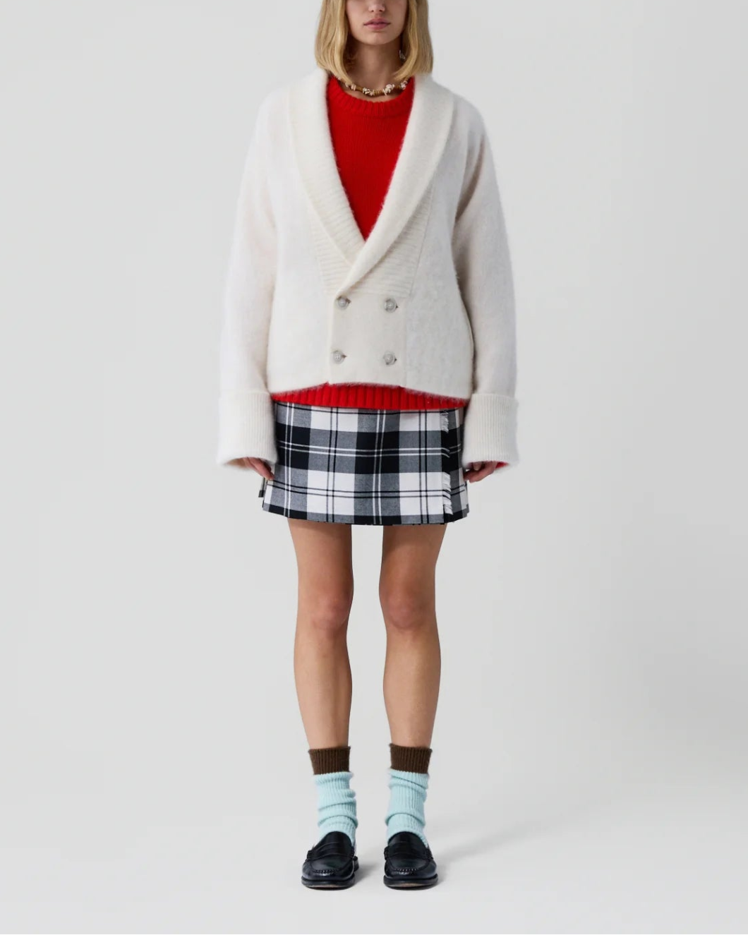 GUEST IN RESIDENCE grizzly le jacket cream on figure front