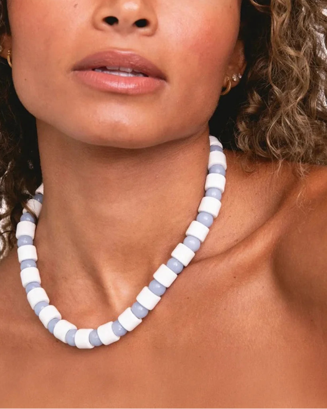 HER NEW TRIBE Blank & Blue Lace Agate Sundry Bead One Necklace on figure front 1