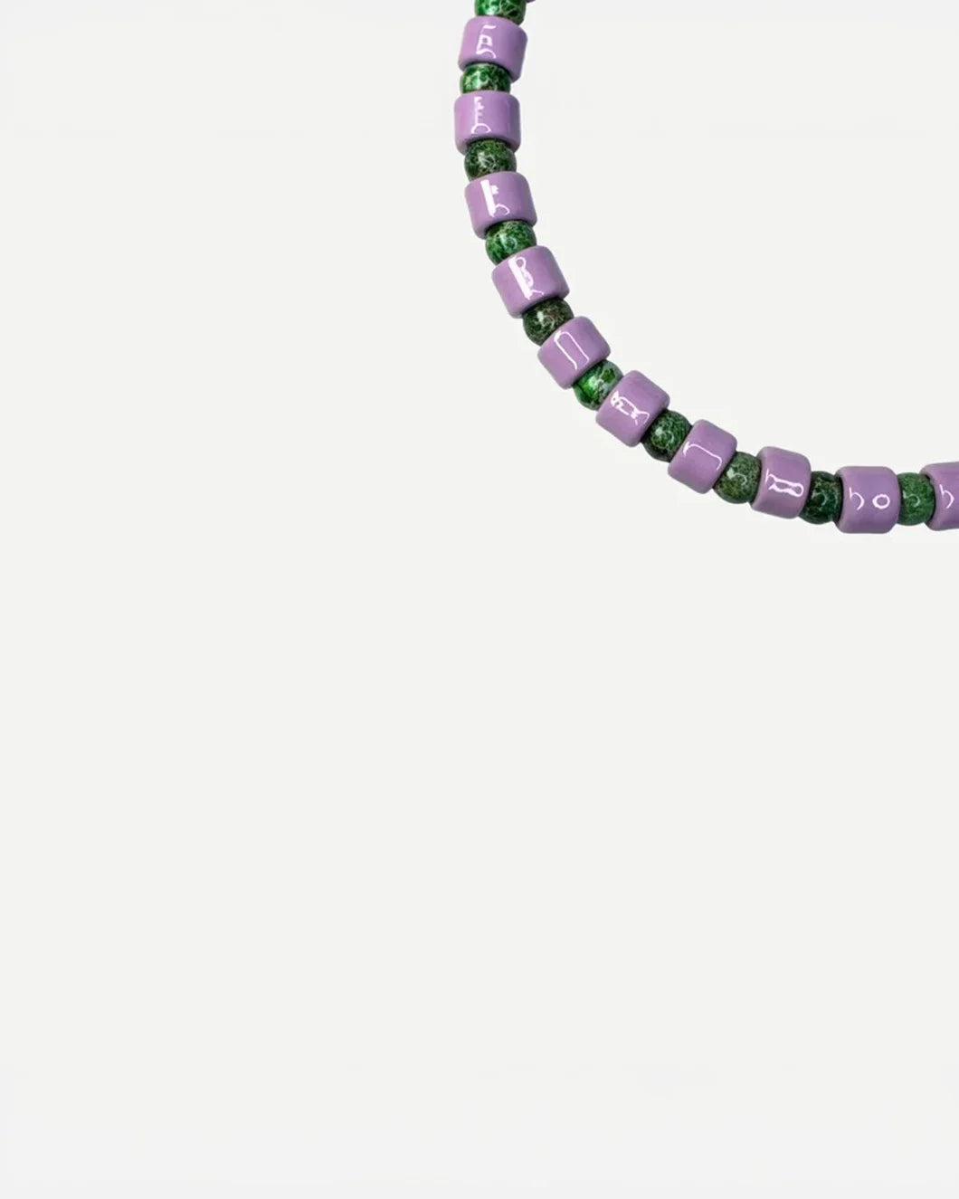 HER NEW TRIBE Prince & Sea Sediment Sundry Bead One Necklace front detal