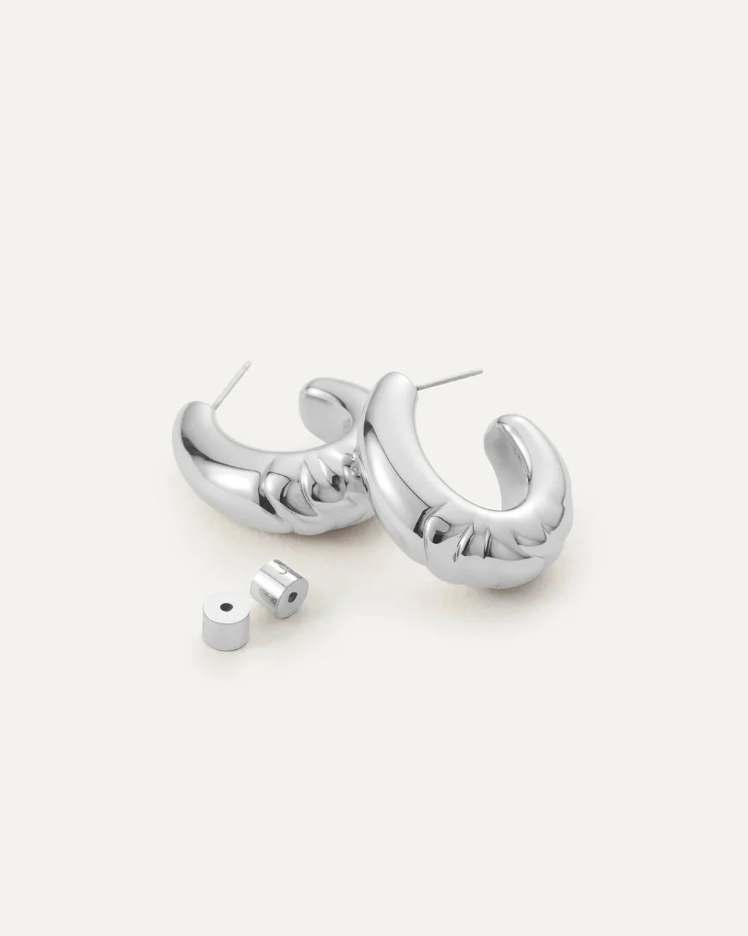 JENNY BIRD Slim nelle hoop earings silver front