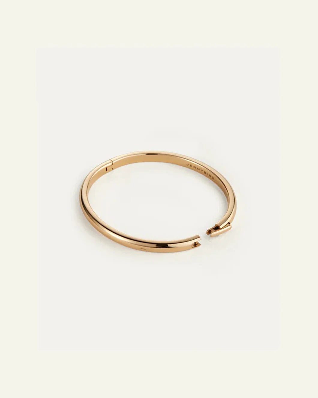 JENNY BIRD remi bangle gold front detail
