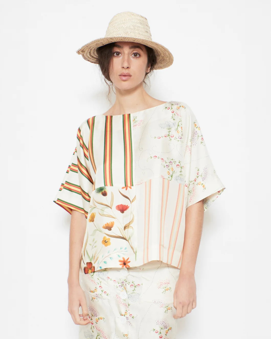 LA PRESTIC OUISTON Anne shirt on figure front