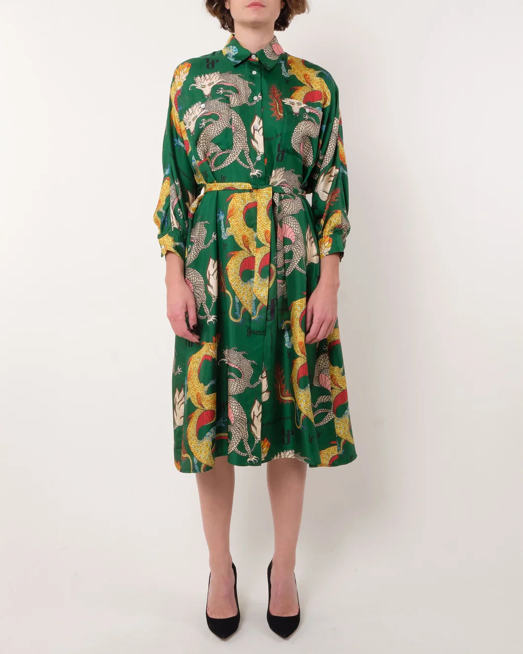 LA PRESTIC OUISTON pretty mom dress green dragons on figure front