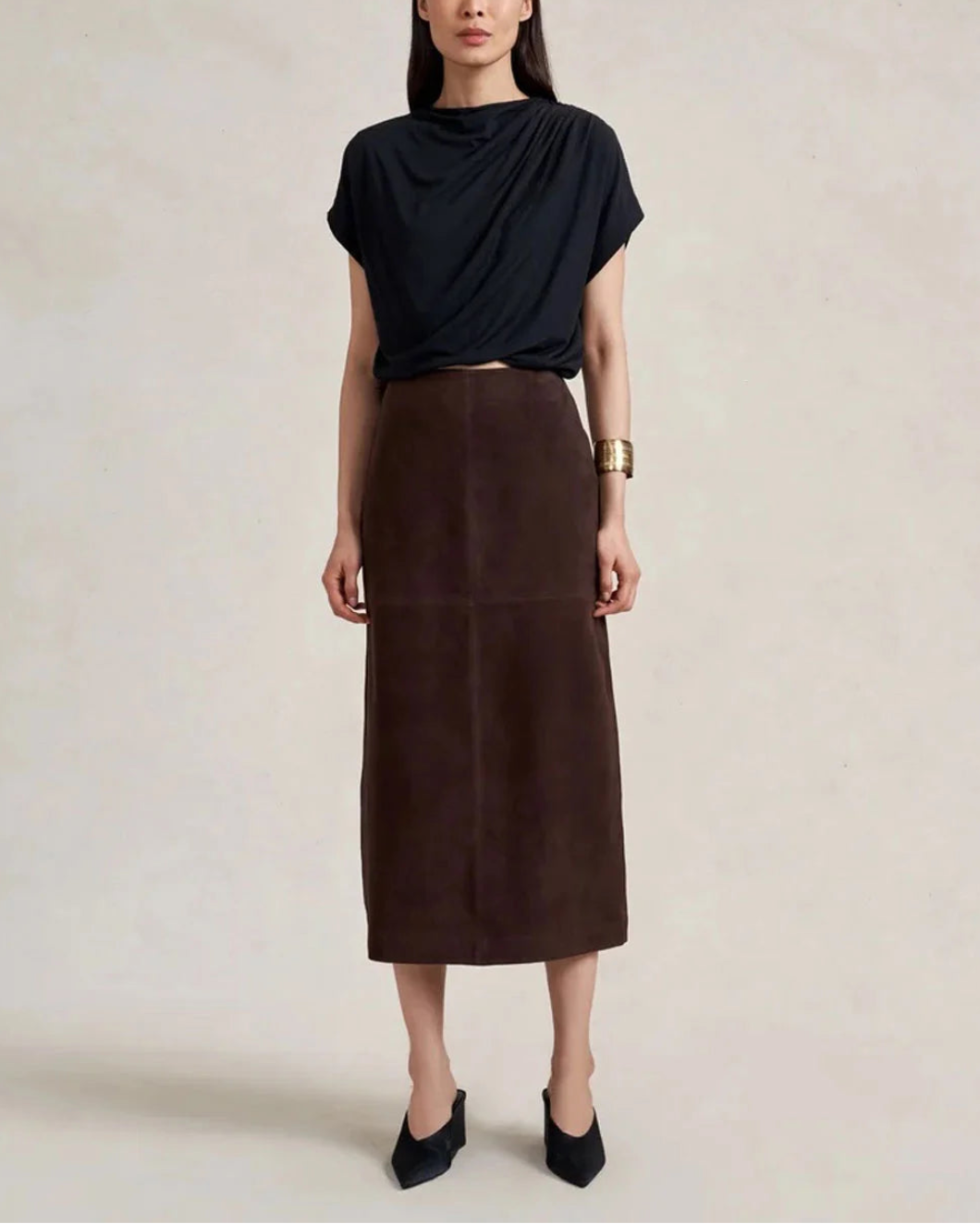 LA LIGNE Suede Vega Skirt chocolate on figure front