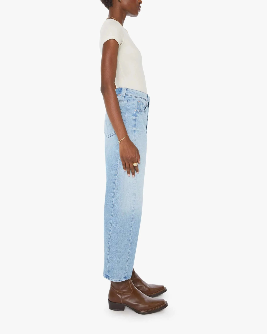 MOTHER DENIM the half pipe ankle on figure side