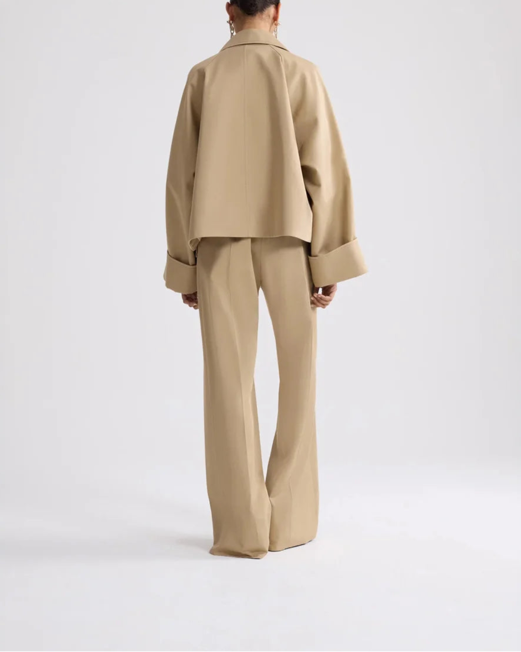 PATOU Oversize Cropped Park Sand on figure back