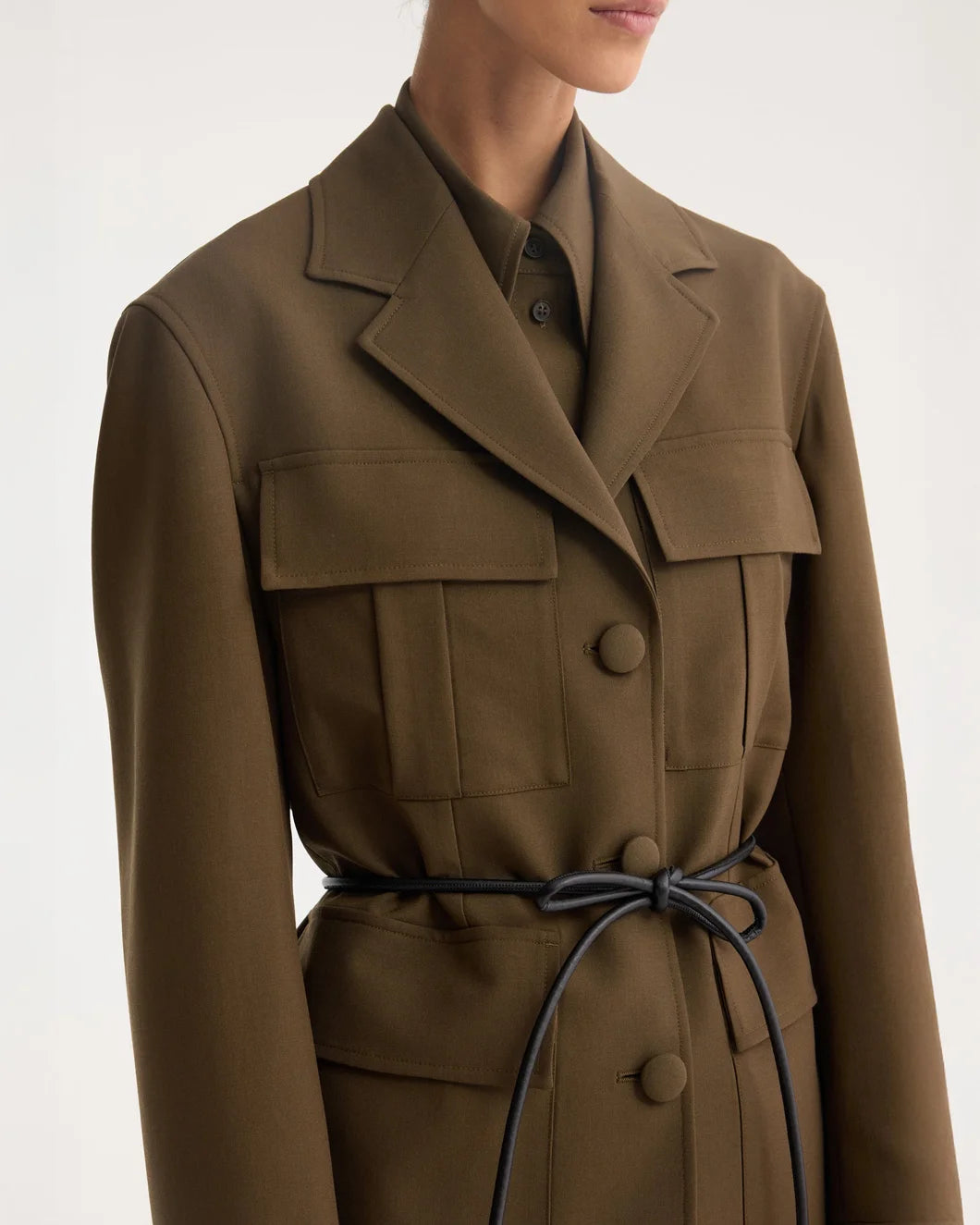 ROHE safari balzer jacket forest on figure front detail