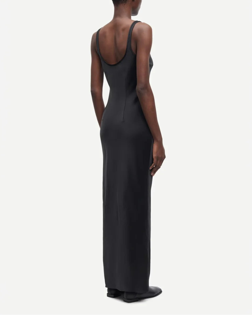 SAMSOE SAMSOE Sunna dress black on figure back