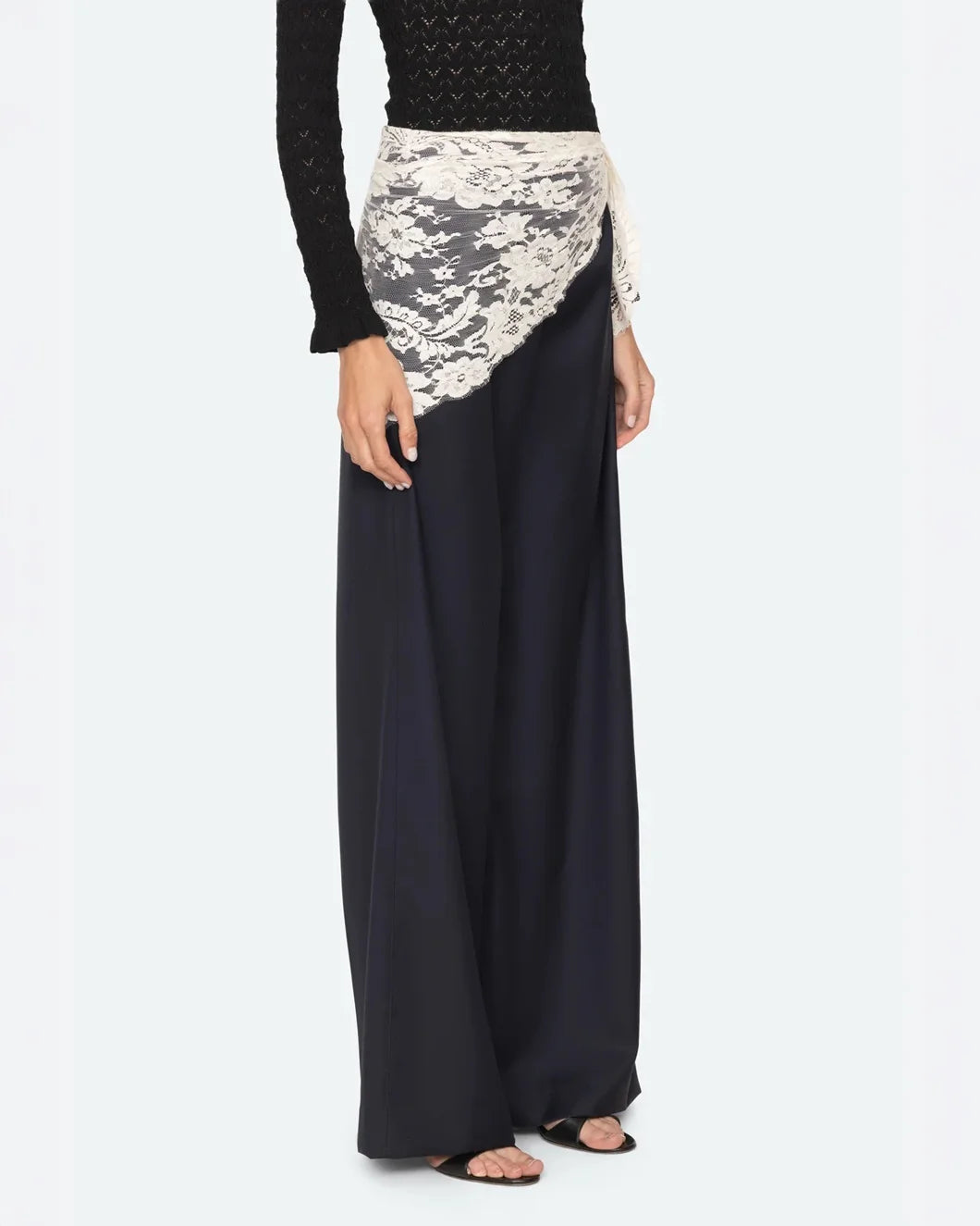 SEA NY Fiora Pants navy/lace on figure side 1