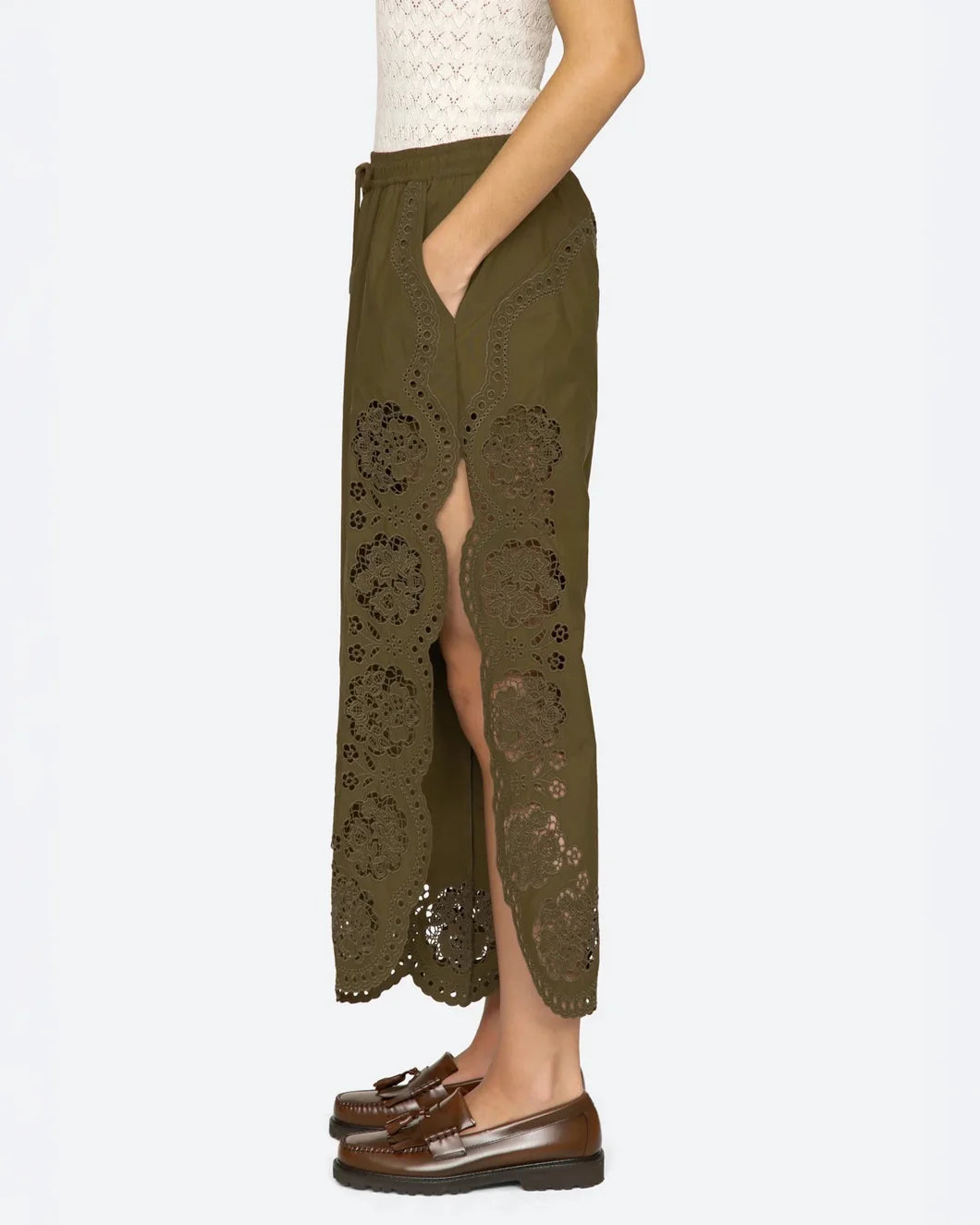 SEA NY Vittoria Pant on figure side