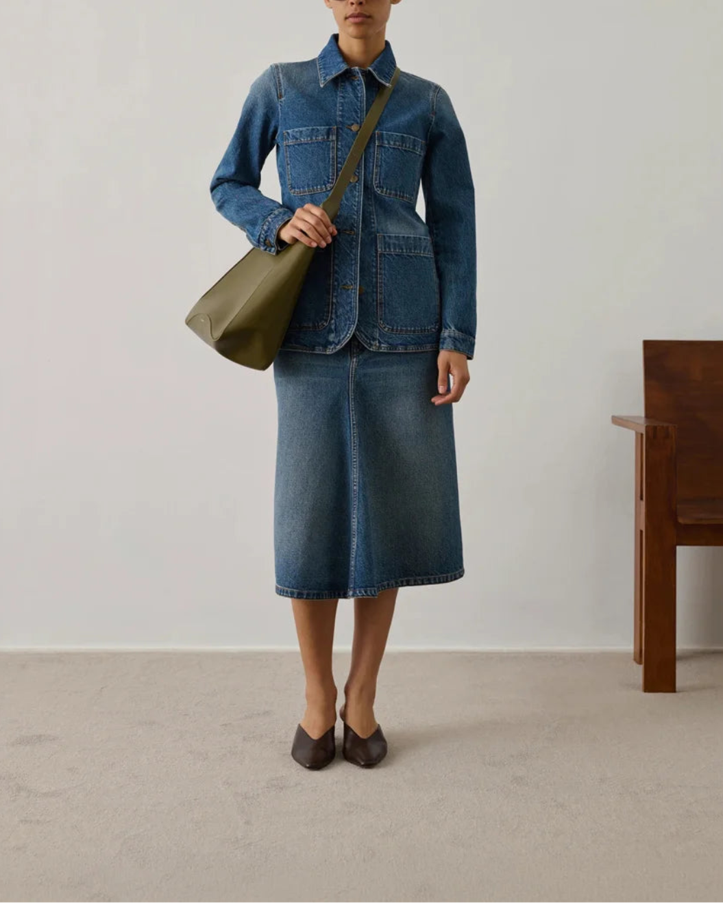 SOEUR Garry Cotton Denim Jacket blue on figure front 1