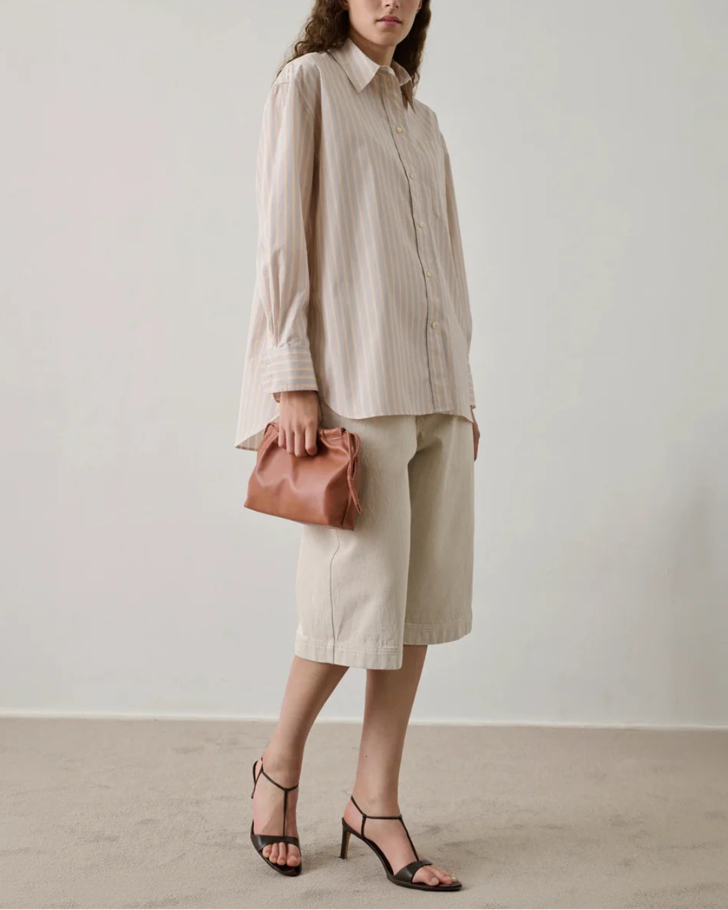 SOEUR suzette bag in smooth leather pink blush on figure front 1