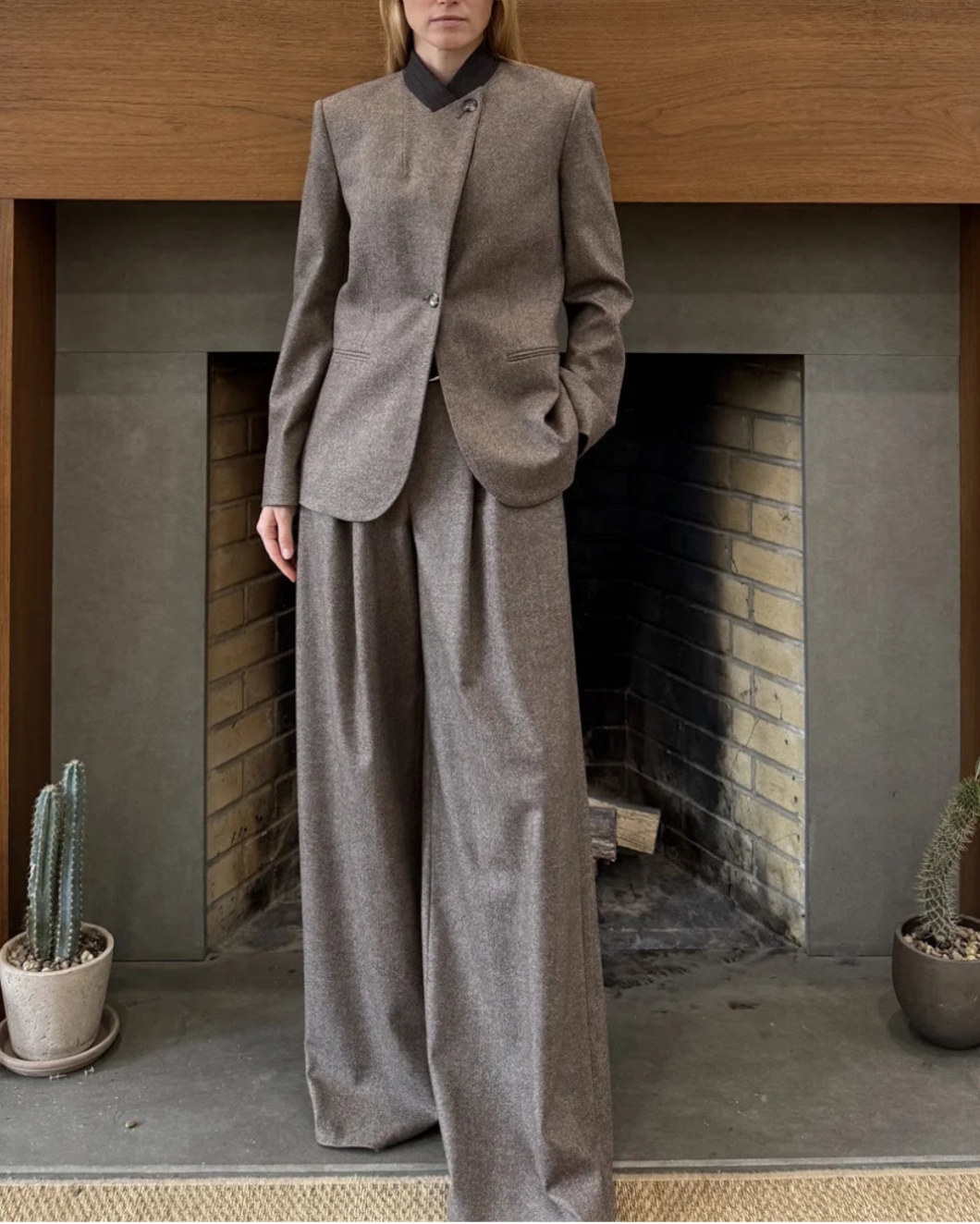 TWP Avery Pant Pinecone brown on figure front