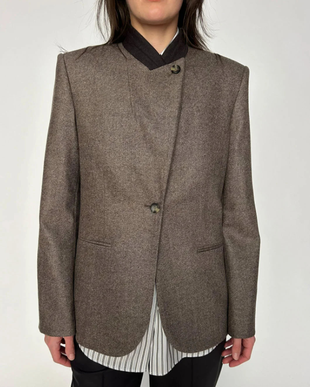 TWP Buttoned up blazer pinecone melange on figure front