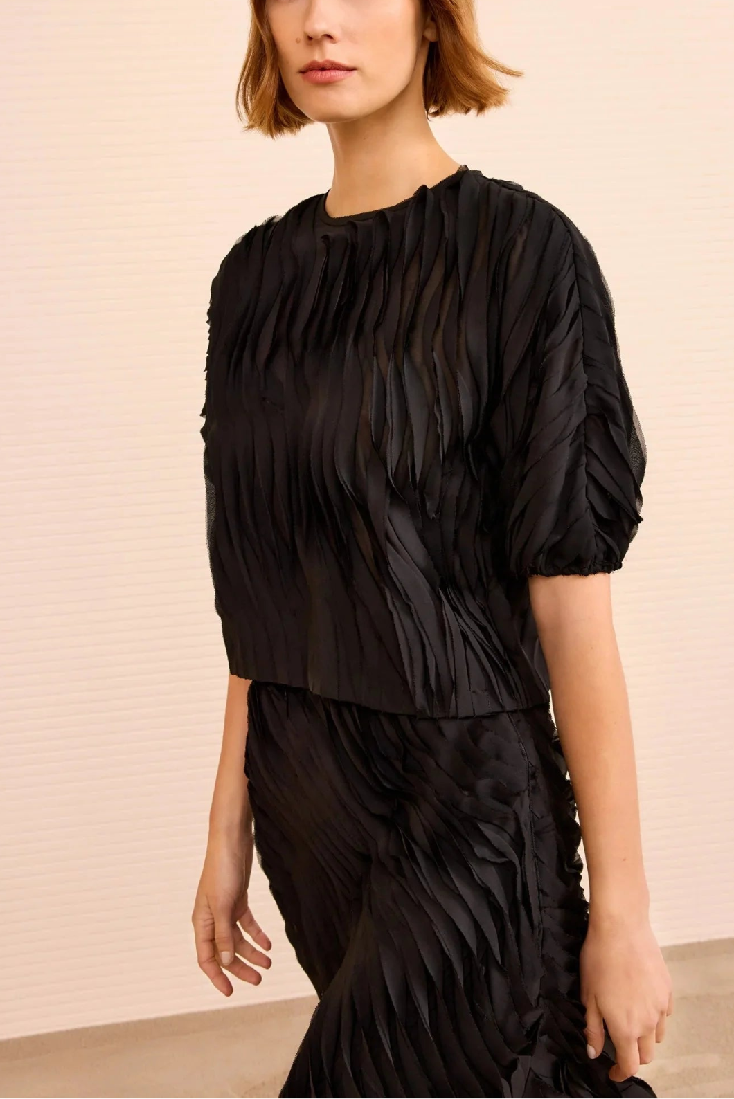 ULLA JOHNSON vaydaa top black on figure side