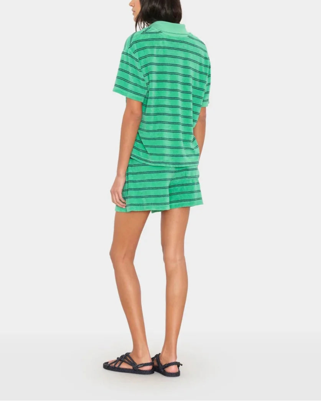 XIRENA Shayden Sweatshort jalapeno on figure back