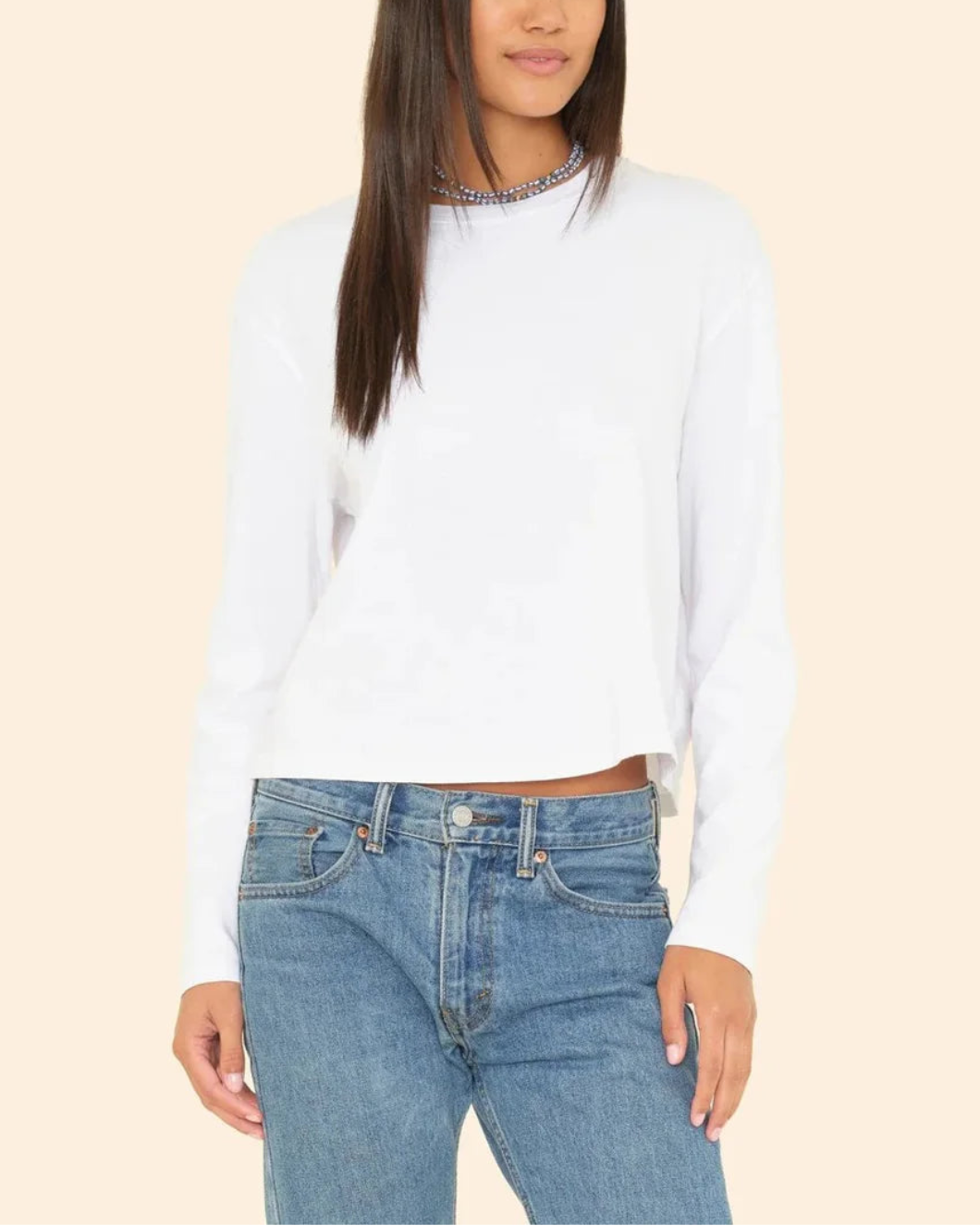 XIRENA terrance tee white on figure front