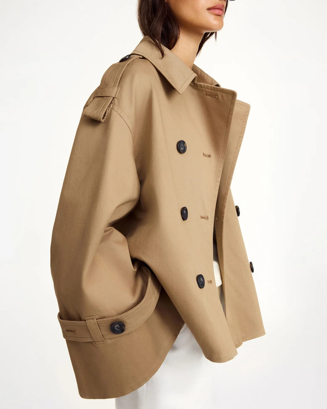 by malene birger Alisandra trench jacket in fosil tan on model side
