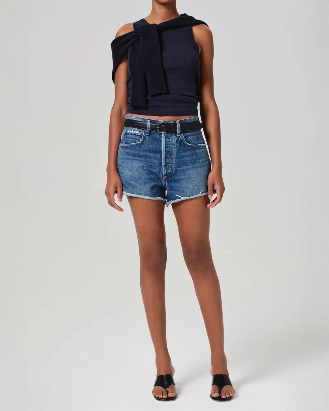 citizens of humanity Marlow Short in Allora on figure front