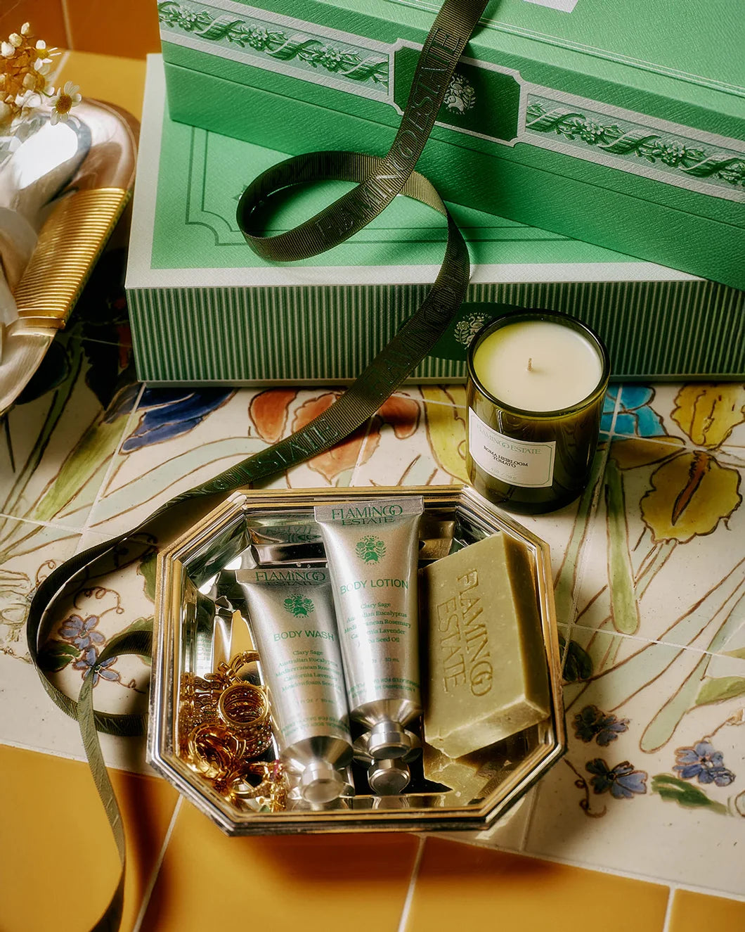 flamingo estate Mini Garden Discovery Set