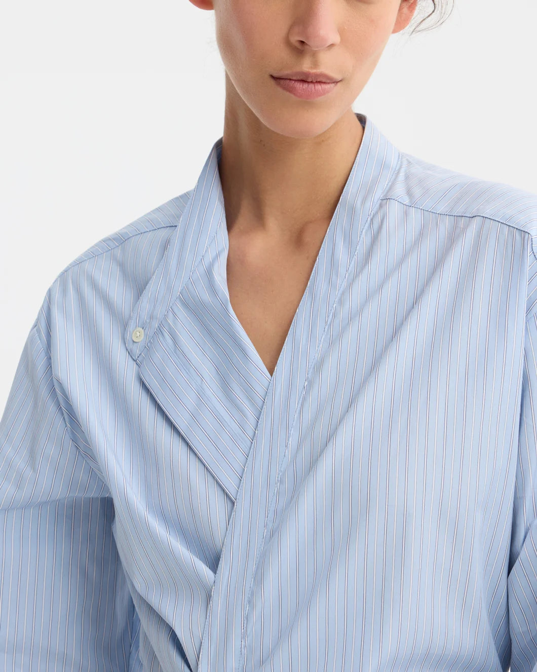 rohe overlap striped shirt fine blue stripe front collar detail