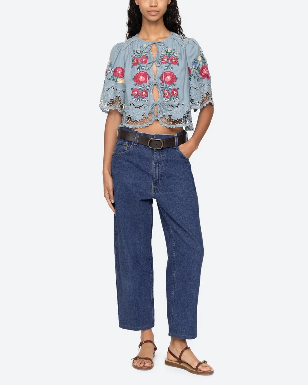 sea ny Rosaline Short Sleeve lace trim Top embroidered blue floral on figure front