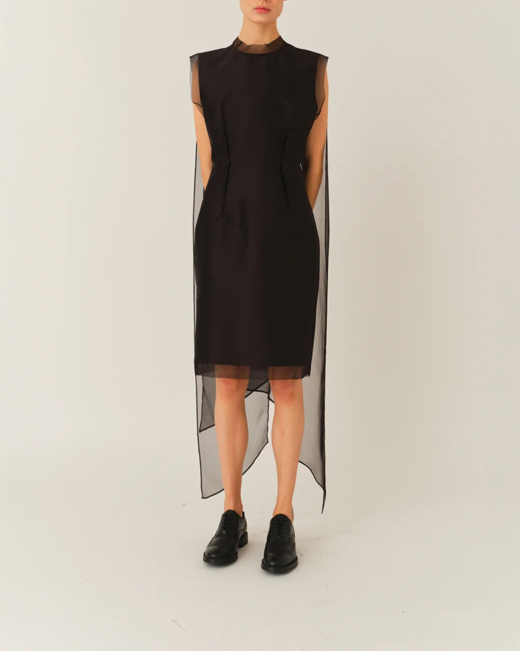 THE GARMENT vivaldi shift dress black on figure front