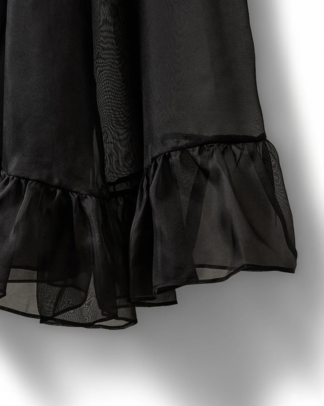THE GARMENT vivaldi skirt black detail
