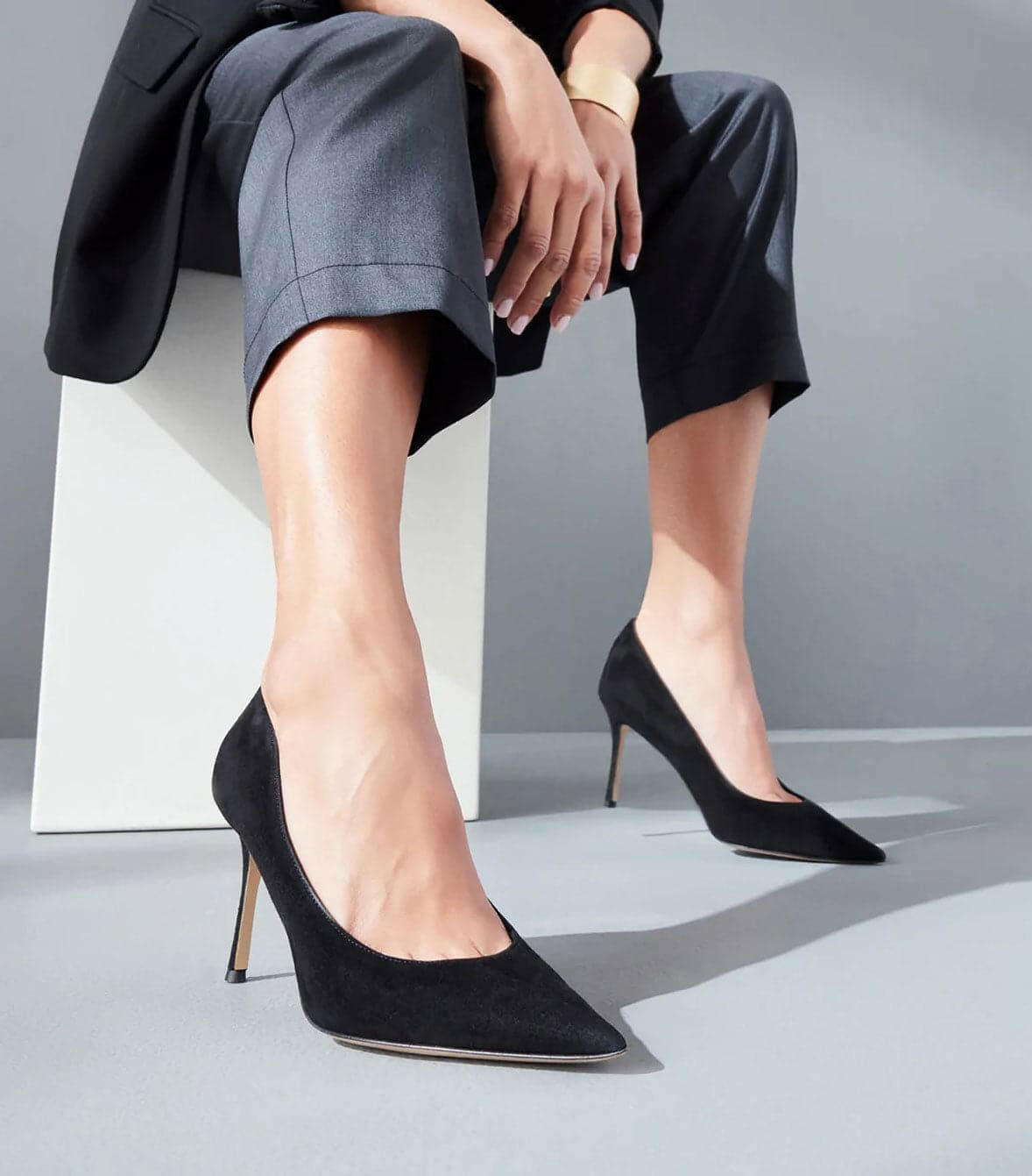 marion parke classic pump heel 85 black suede profile on figure