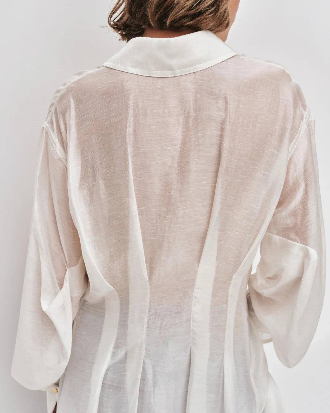 AJE Murphie Long Shirt Ivory on figure back detail
