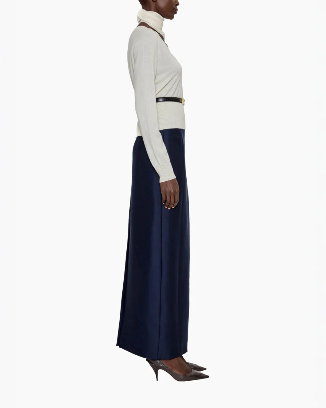 ARCH 4 Holyhead sweater on figure side