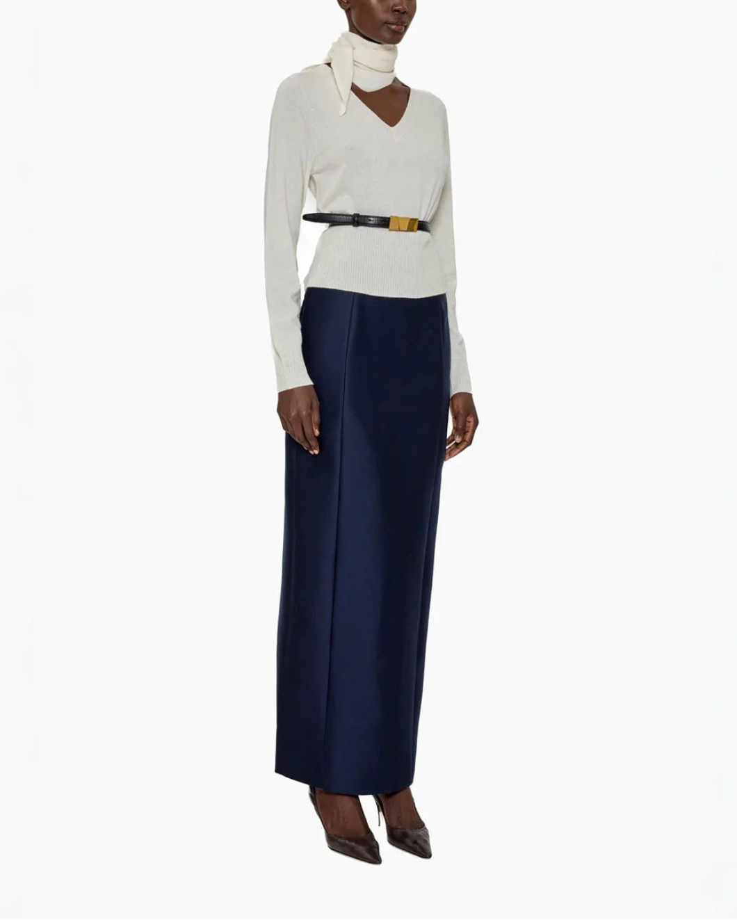 ARCH 4 Holyhead sweater on figure side 1
