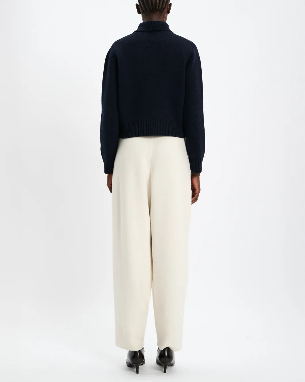 ARCH4 Mire Jacket Navy On Fig Back