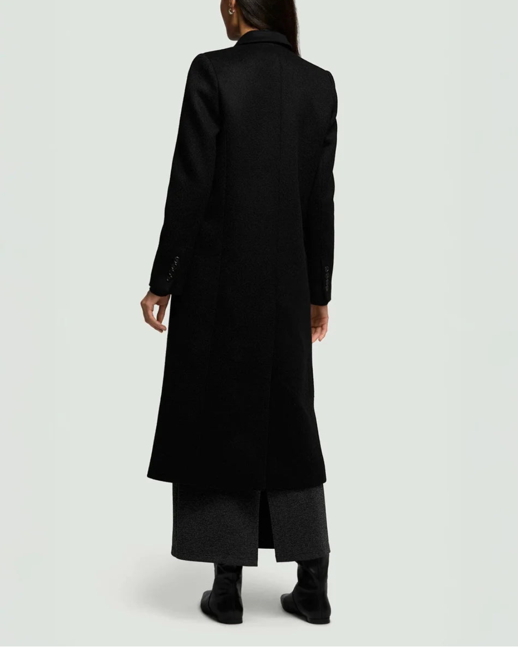 ARGENT peak lapel coat black on figure back