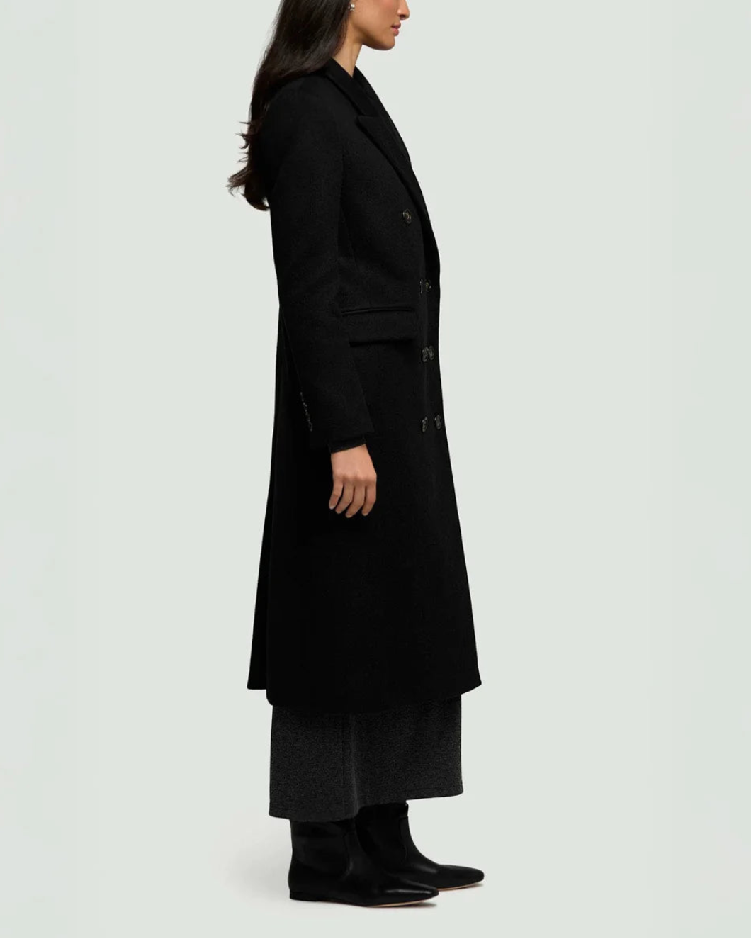 ARGENT peak lapel coat black on figure side